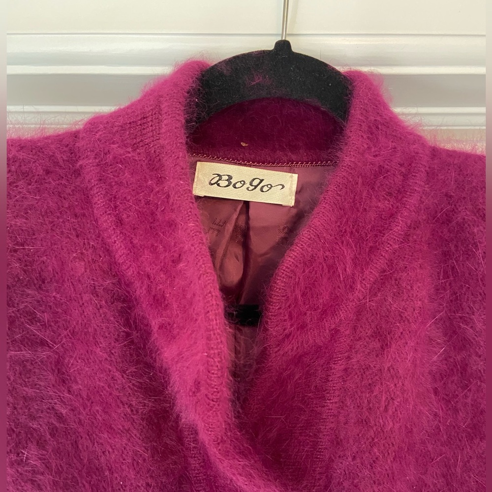 Vintage 1980’s Women's Size L Deep  Burgundy/Purple Furry Cardigan - Picture 3 of 7